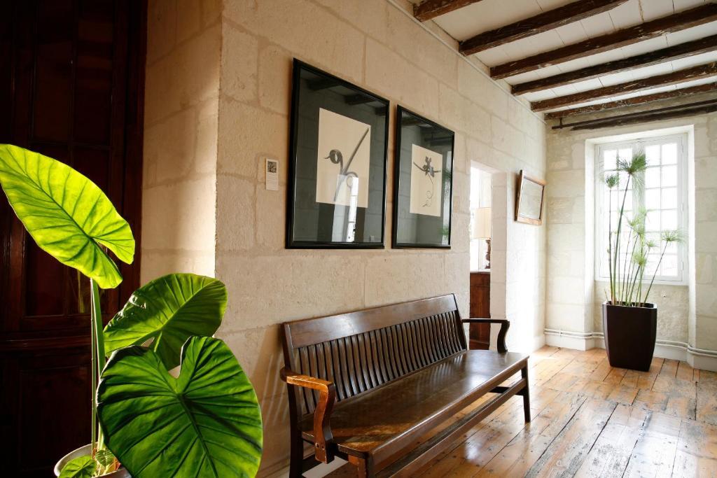 La Porte Rouge - The Red Door Inn Saintes Esterno foto